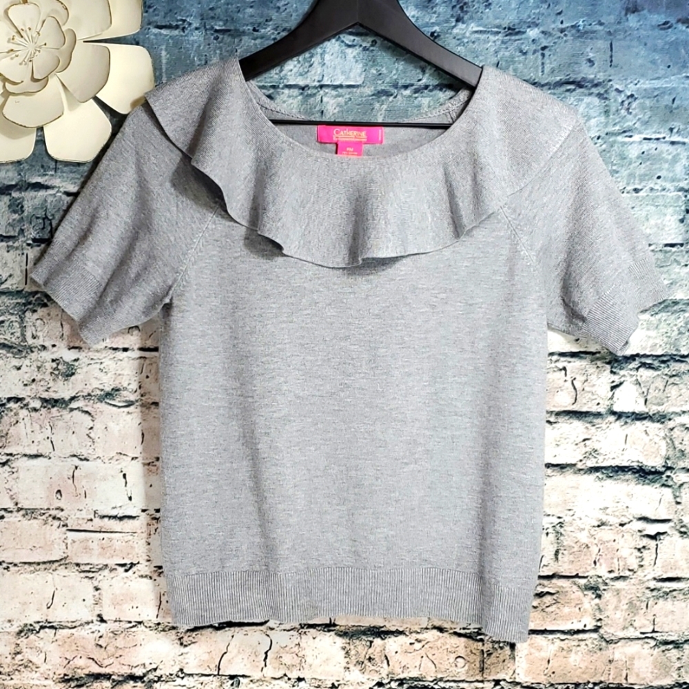 Catherine Melandrino | Retro Rockabilly Style Gray Ruffled Short-Sleeve Sweater
